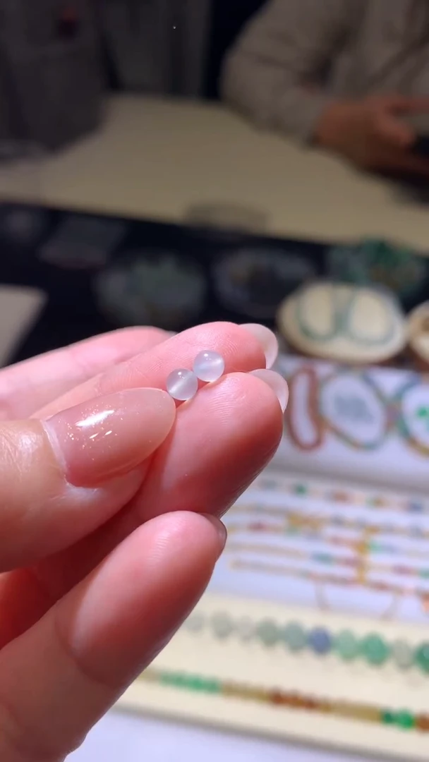 未镶嵌定制翡翠4卡珠子一颗多样性发货一件发货