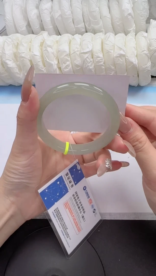 石英质玉手镯未镶嵌102-60.3