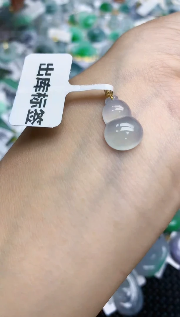 翡翠18K金镶嵌颈饰16   天然翡翠A货