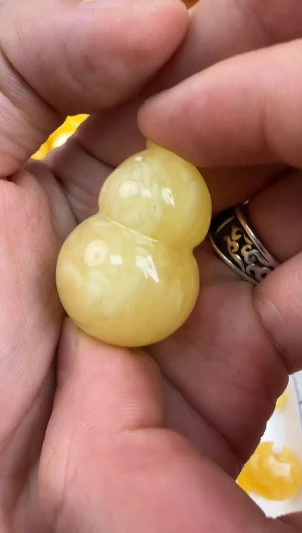 蜜蜡未镶嵌珠宝奇石蜜蜡