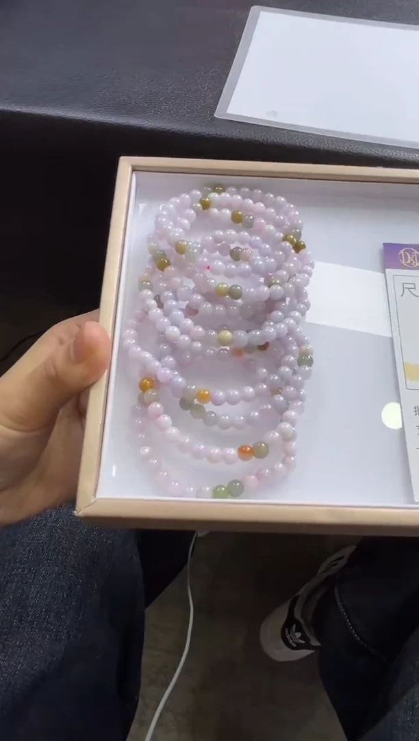 【闪购商品】翡翠手串未镶嵌M31 多样性发一件