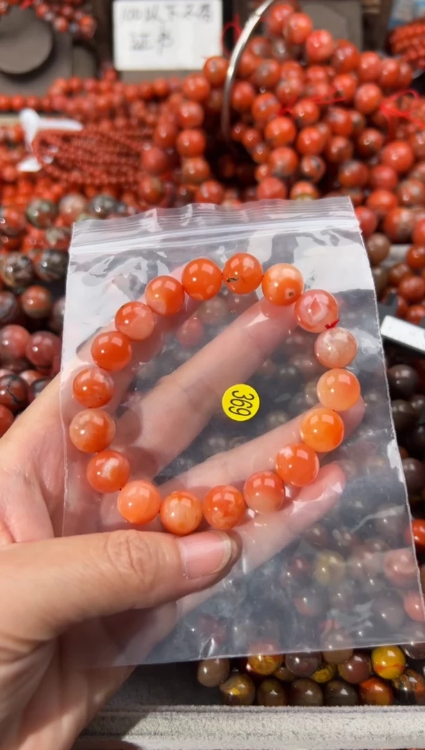 南红玛瑙手串未镶嵌11+
