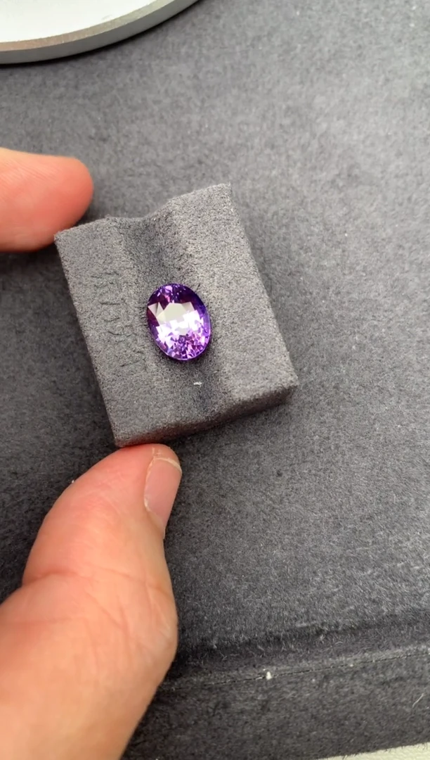 裸石彩色蓝宝石4.5ct  紫蓝宝石 定制 B