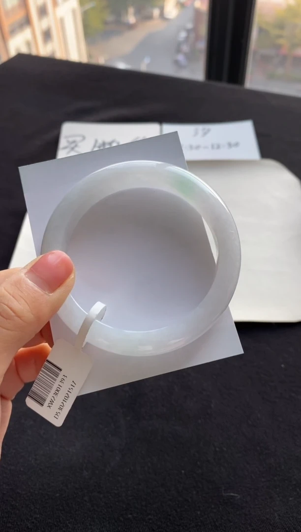 【闪购商品】翡翠手镯（圆镯）未镶嵌56圆条--不退不换