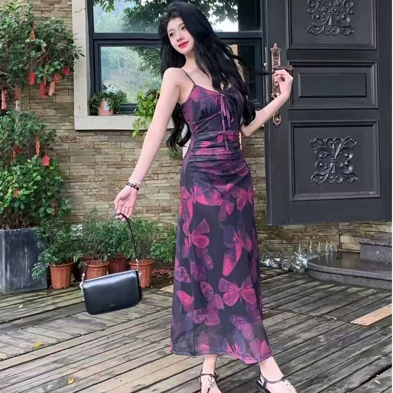 复古蝴蝶印花连衣裙夏季新款性感纯欲风修身吊带裙