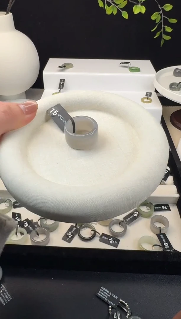 【闪购商品】和田玉戒指未镶嵌17