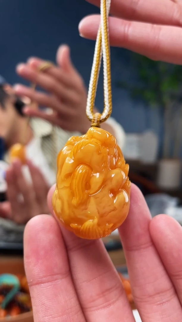 【闪购商品】蜜蜡珠宝奇石未镶嵌多样性发货发其一假一赔四
