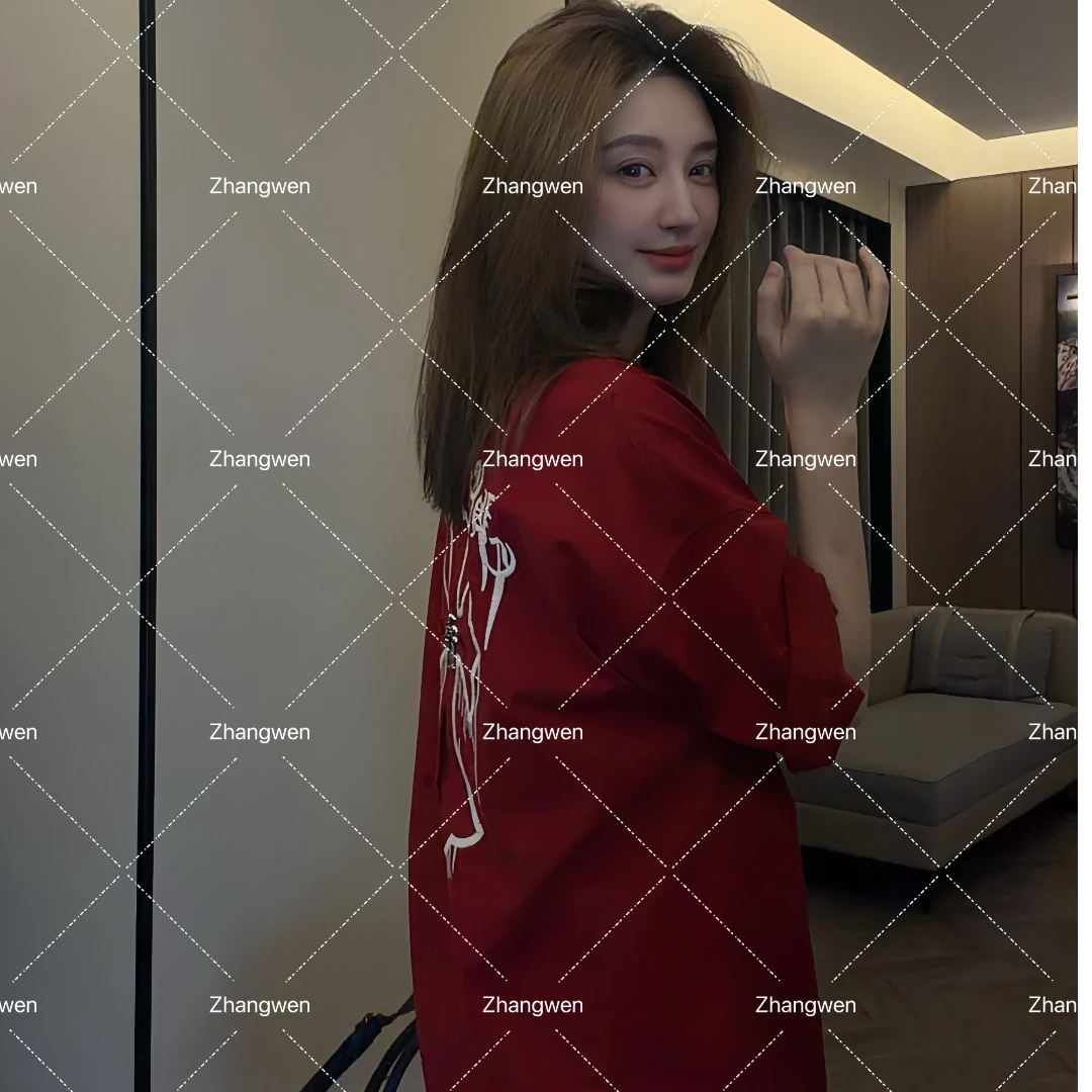 张文文【新年快乐】重工洗水贴布刺绣短袖T恤（男女同款）5226