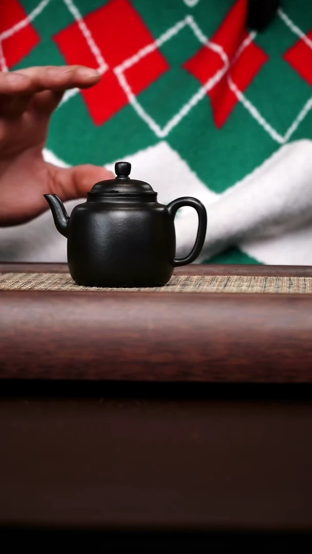 原矿手工紫泥捂灰高宫灯120CC