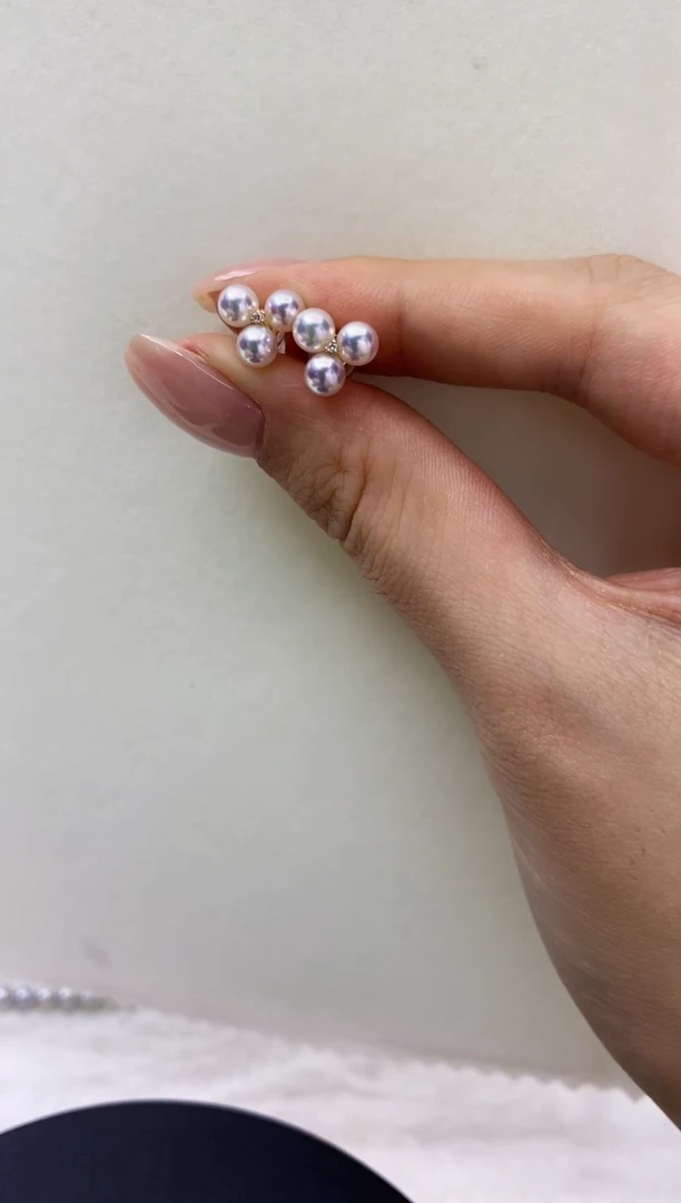 18K金镶嵌DA海水珍珠  akoya带钻耳钉4-5MM GD165