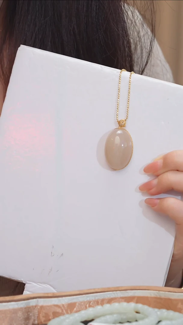 【闪购商品】和田玉吊坠不含链18K金镶嵌藕粉@@N8111