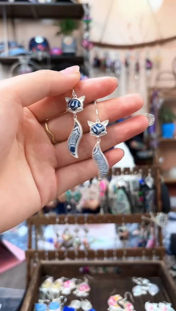 织绣民族风非遗老绣饰品506