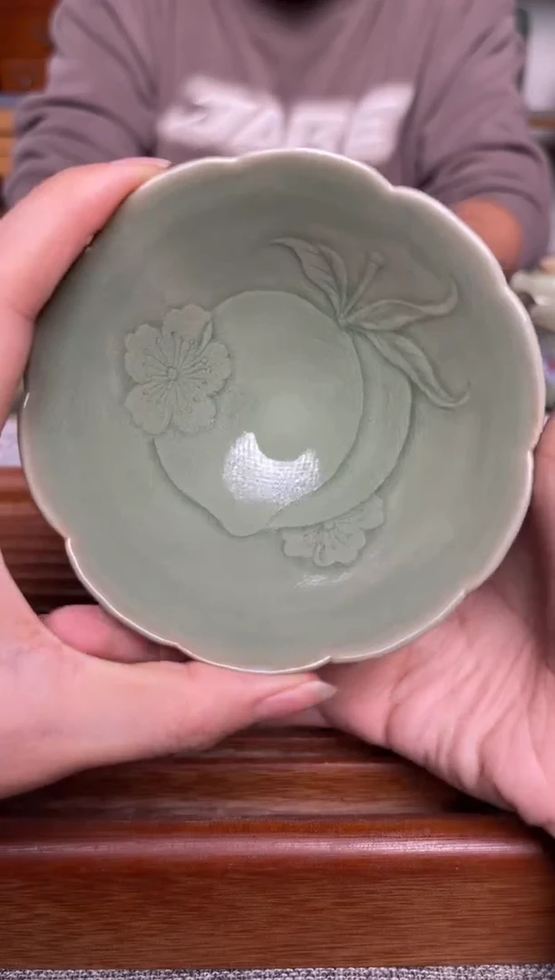 陶瓷21纯手工秘色干刻斗笠盏