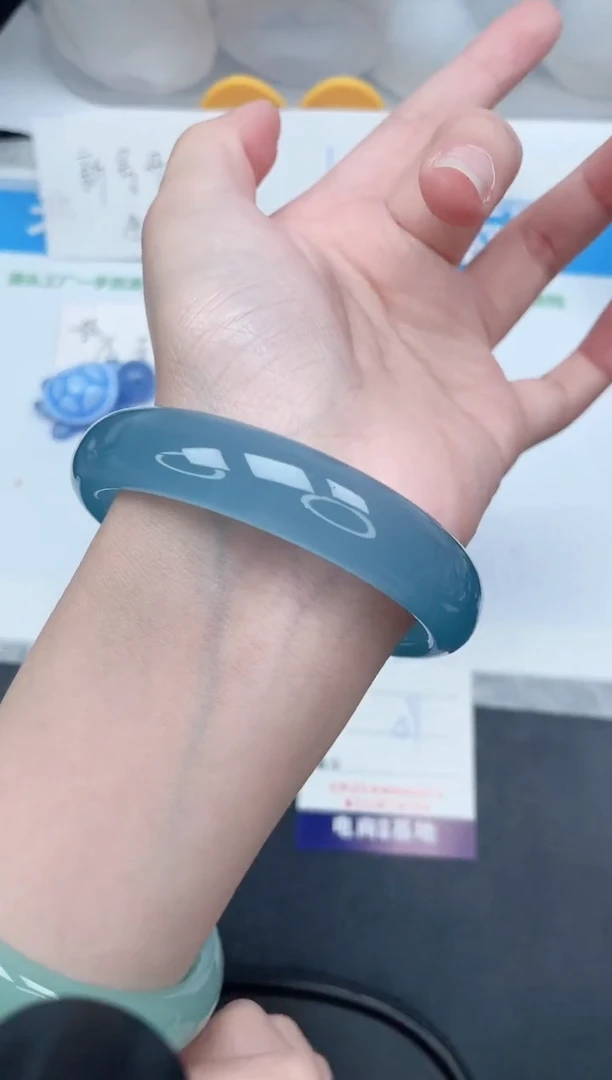 石英质玉手镯未镶嵌206-59