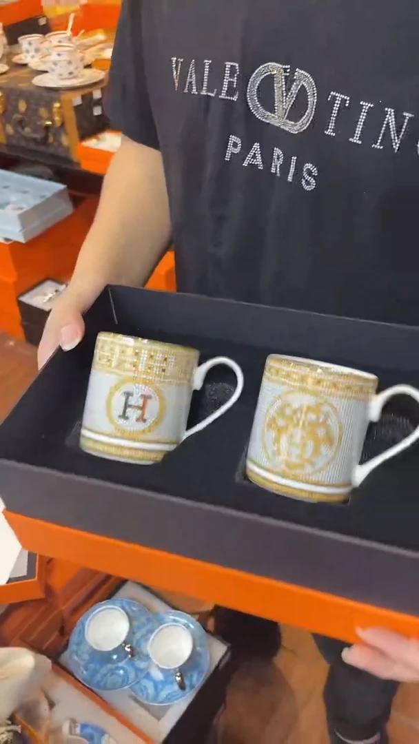 杯鸿辉家品牌瓷器，京东包邮！