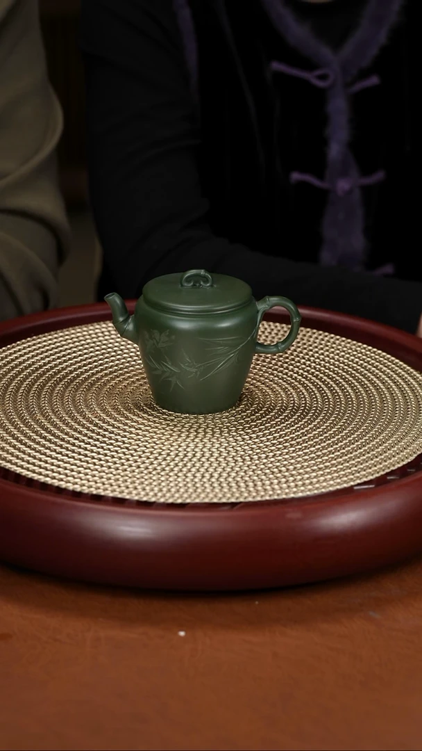 茶壶紫砂顾依萍