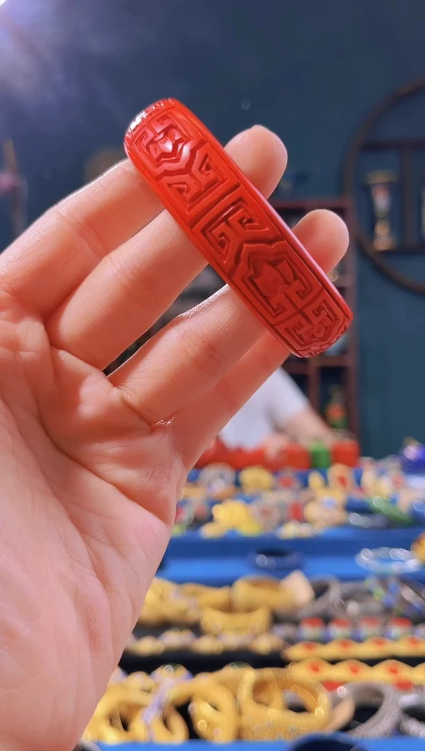 【闪购商品】非遗技艺大漆古背手镯60