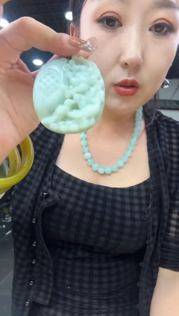 【闪购商品】岫玉颈饰未镶嵌豆青喜上眉梢【万能扣头】