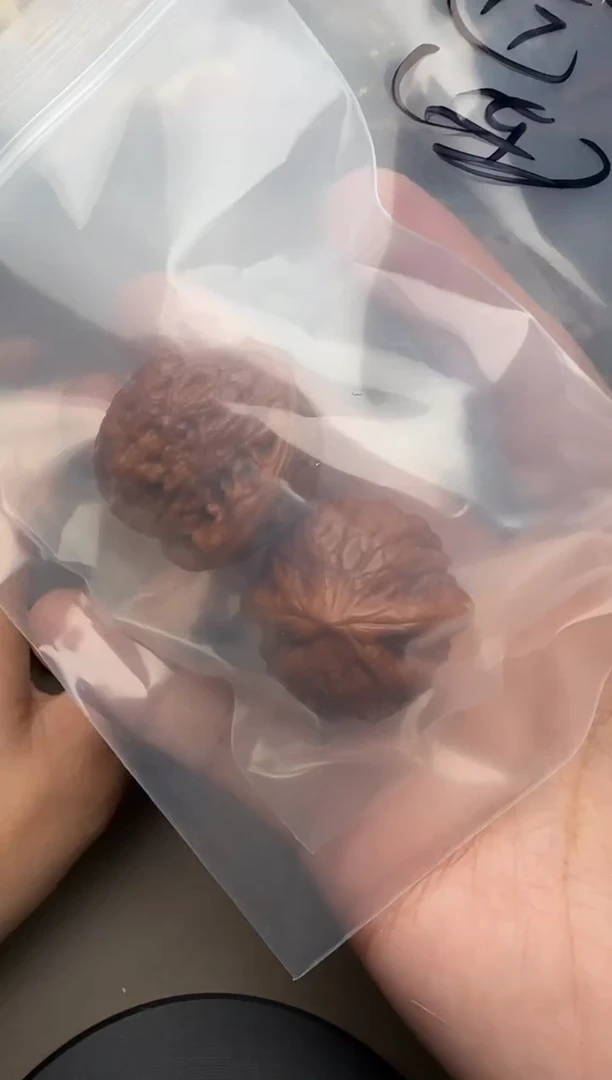 【闪购商品】文玩核桃把件核桃