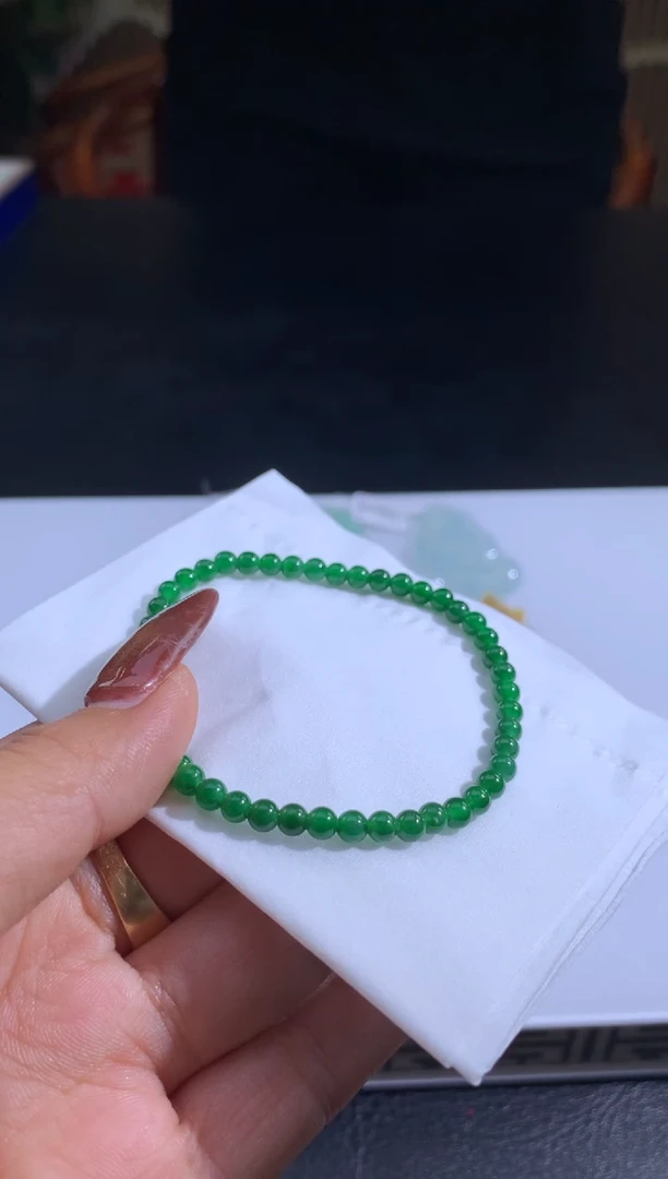 未镶嵌定制翡翠c****a翡翠