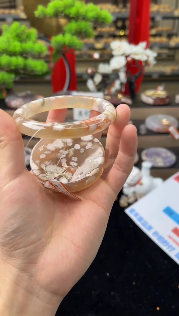 【闪购商品】石英质玉手镯未镶嵌62圈口（赠送镯心）62168