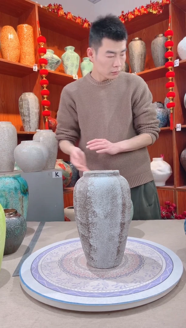 【闪购商品】瓶精品陶瓷花瓶 无花 雪花秀 中号