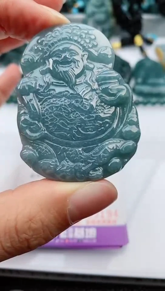 【闪购商品】翡翠颈饰未镶嵌