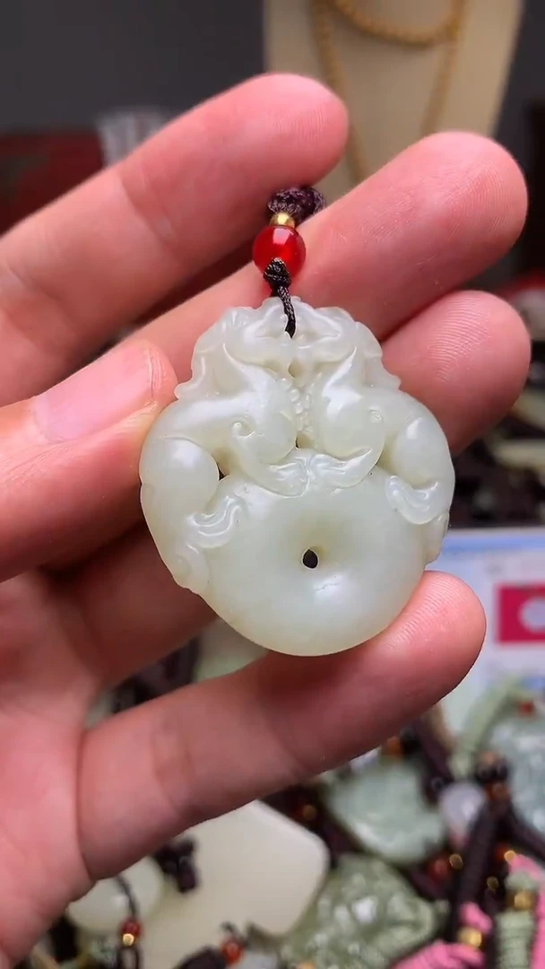 颈饰未镶嵌和田玉新疆料青海料清水和田玉吊坠