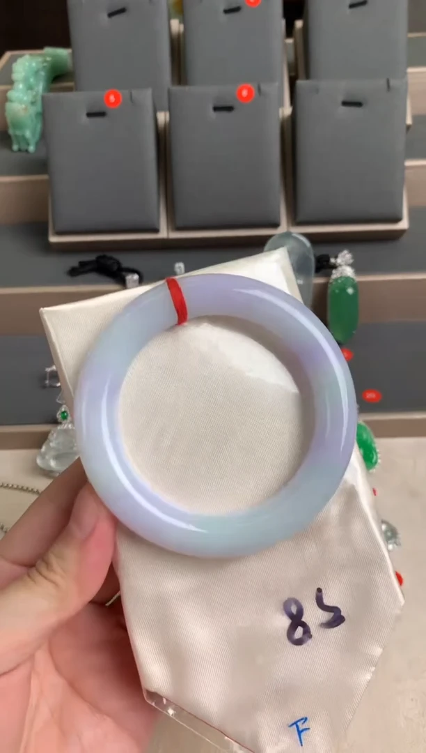 未镶嵌手镯翡翠手镯