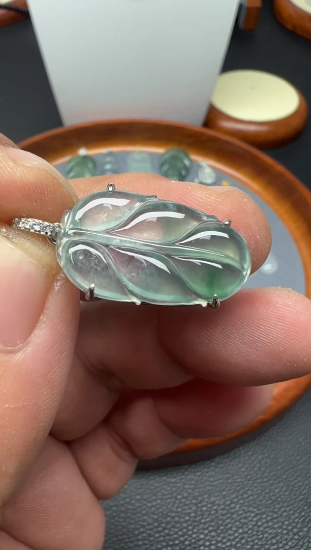 颈饰银S925镶嵌翡翠（7号链接）纯天然A货缅甸翡翠叶子吊坠