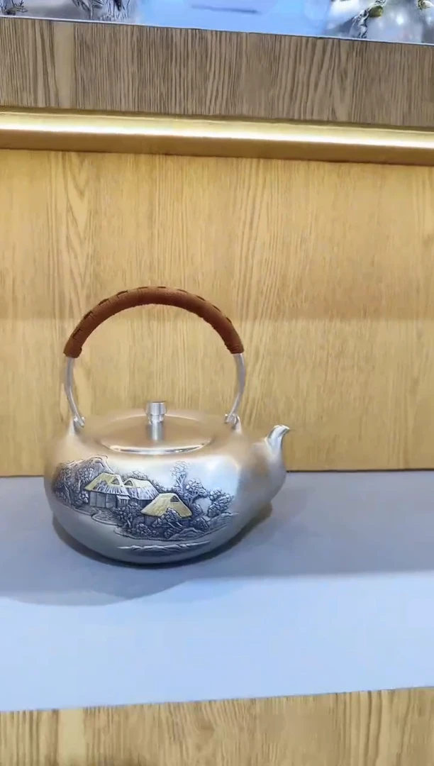 细工坊口耳一张打银壶