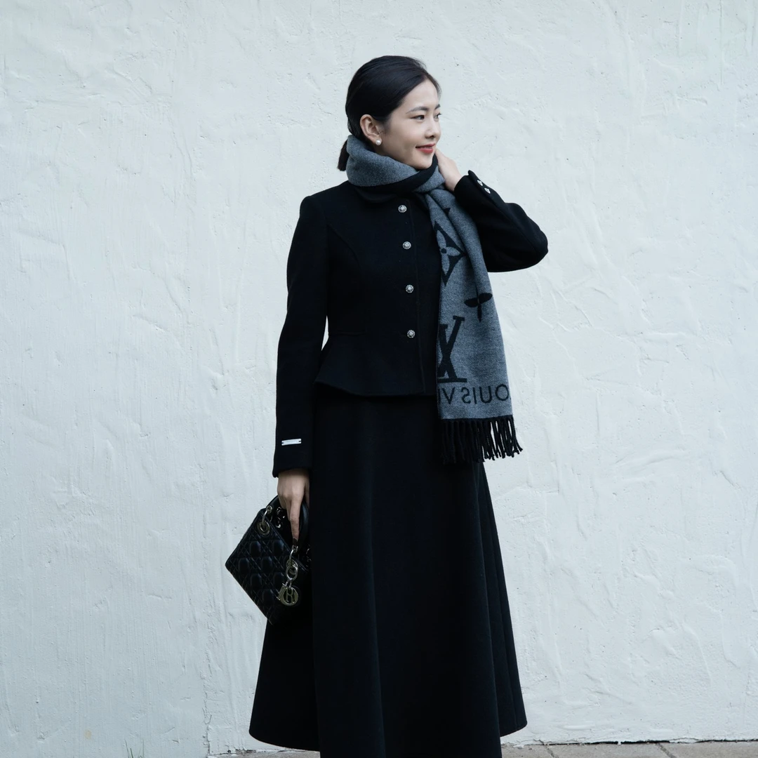 DIDI LAUREN“留洋千金”法式赫本经典大气短款荷叶边香风毛呢外套