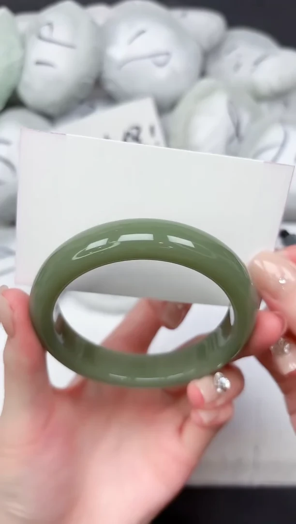 未镶嵌手镯石英质玉167-60.2