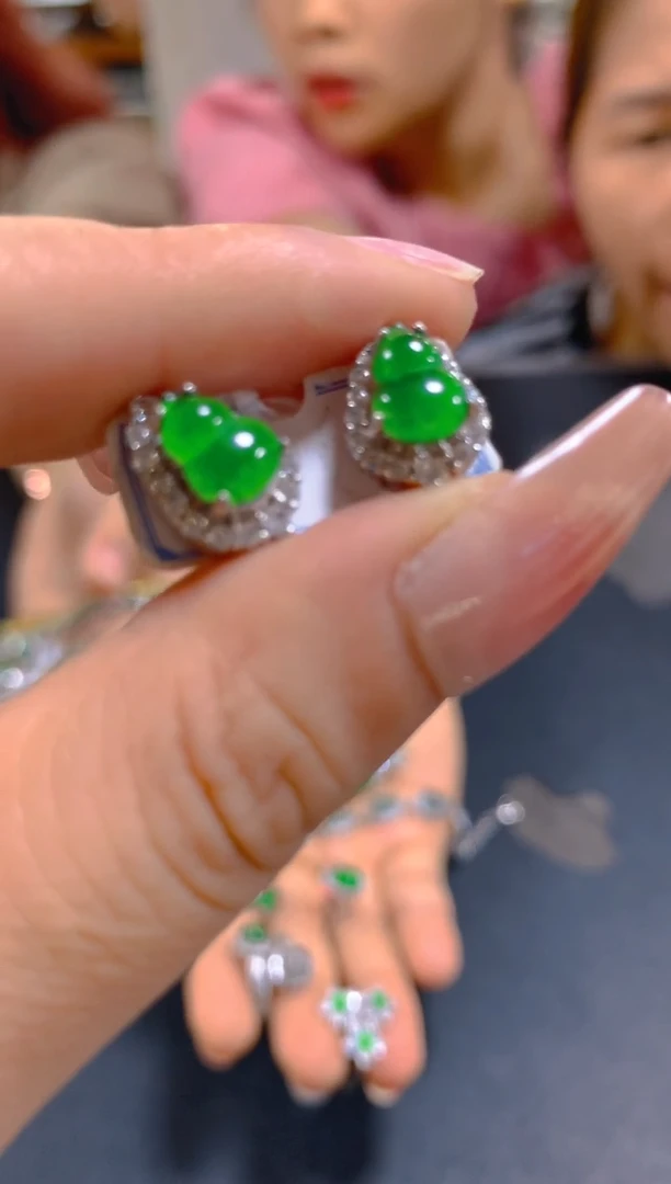 翡翠未镶嵌耳饰0129766831多样性发一