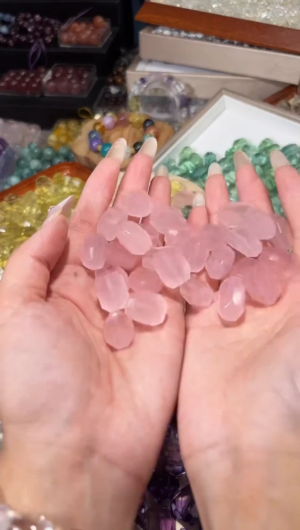 水晶手串未镶嵌K96粉水晶随行一个宽卡约13