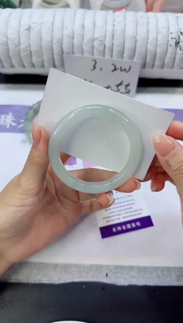 未镶嵌手镯石英质玉257/51.5