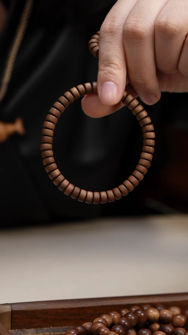 檀香木手串/手链老山檀香4*7药片珠多样式发其一瑕疵