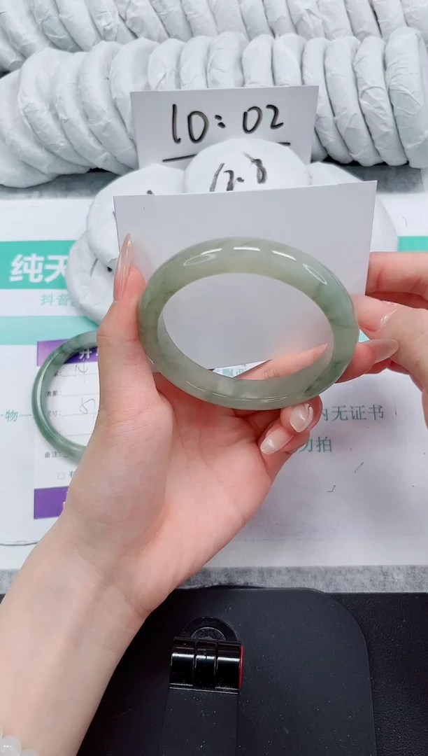 石英质玉手镯未镶嵌15-62