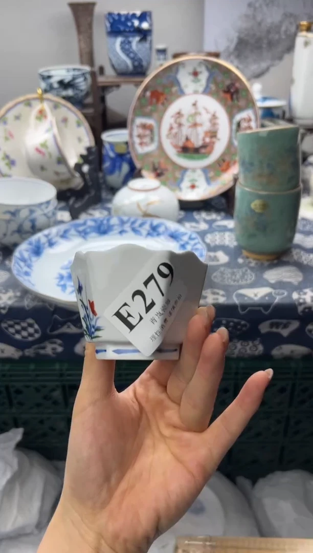 瓷片美**?   E279