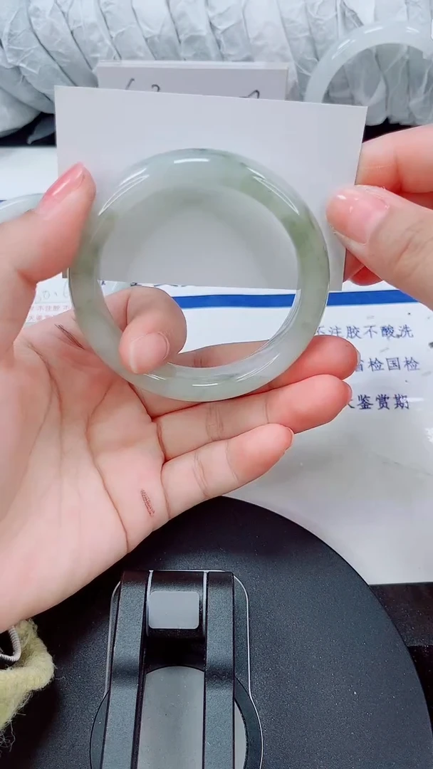 未镶嵌手镯石英质玉132-54/55