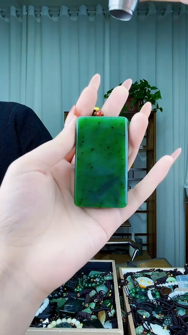 未镶嵌和田玉挂件拍一发一，多样性发货