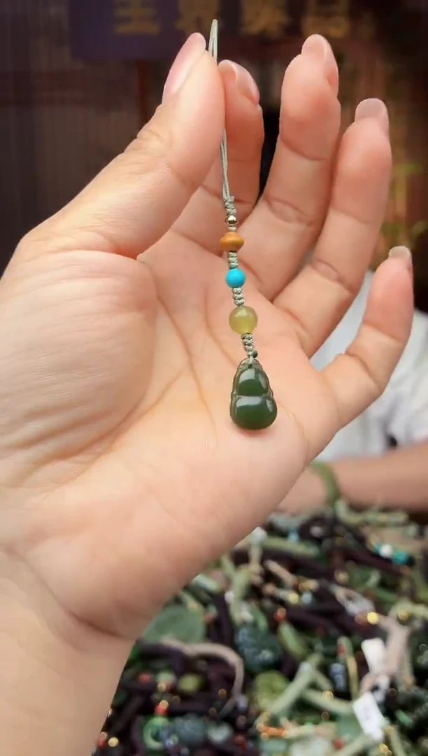 颈饰未镶嵌和田玉多样性发货拍一发一