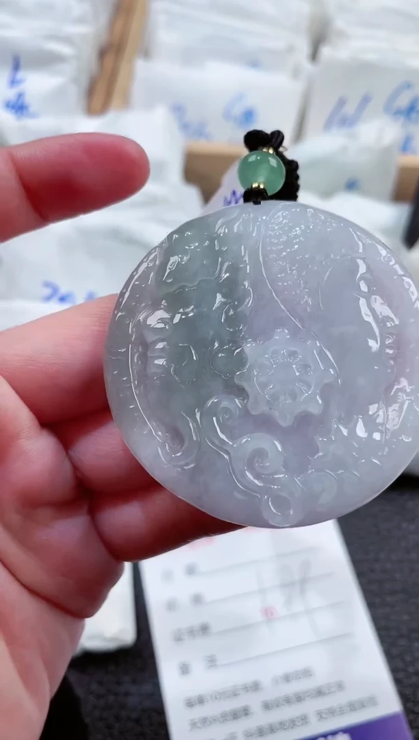 【闪购商品】翡翠颈饰未镶嵌00001072