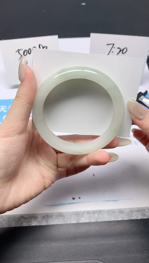 石英质玉手镯未镶嵌K190-61