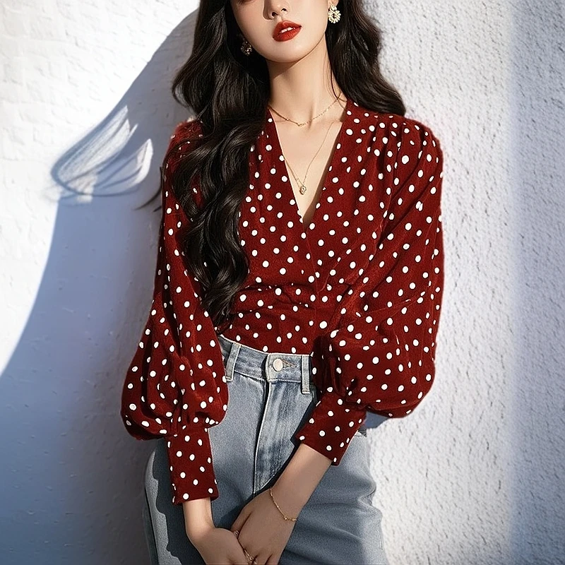 开春红色波点长袖衬衫女士2025春季新款法式复古港风气质减龄上衣