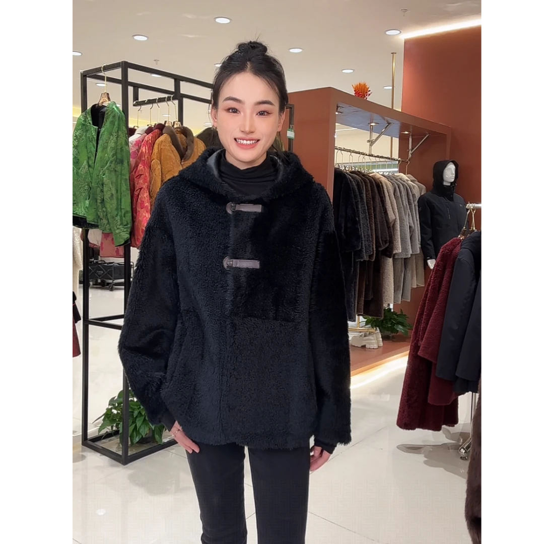 2025冬季新款皮毛一体冬季连帽外套女中长款款羊毛加厚款款