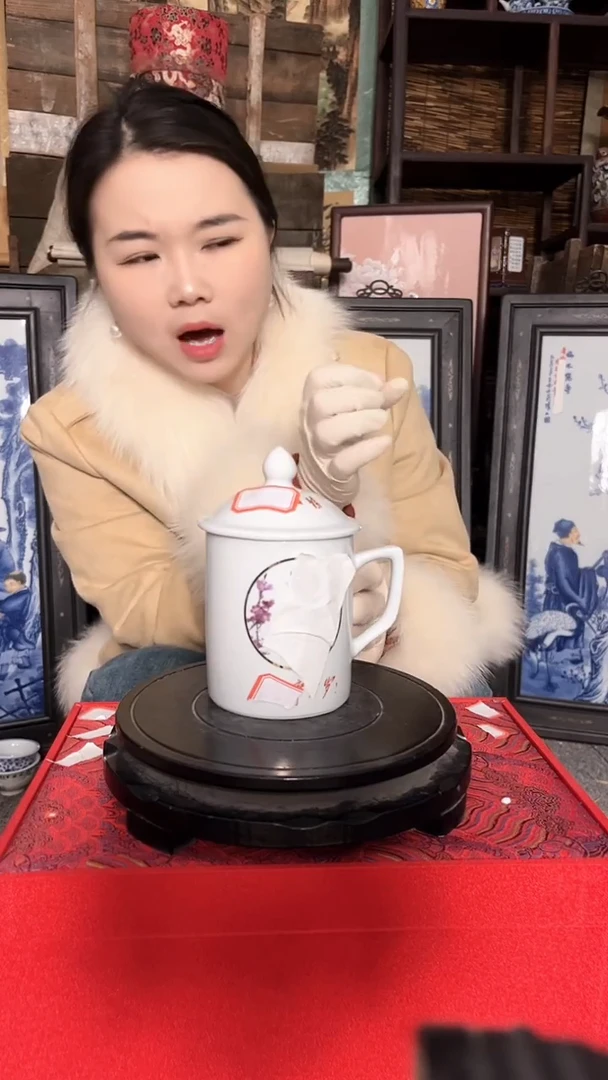 陶景德镇陶瓷摆件M173