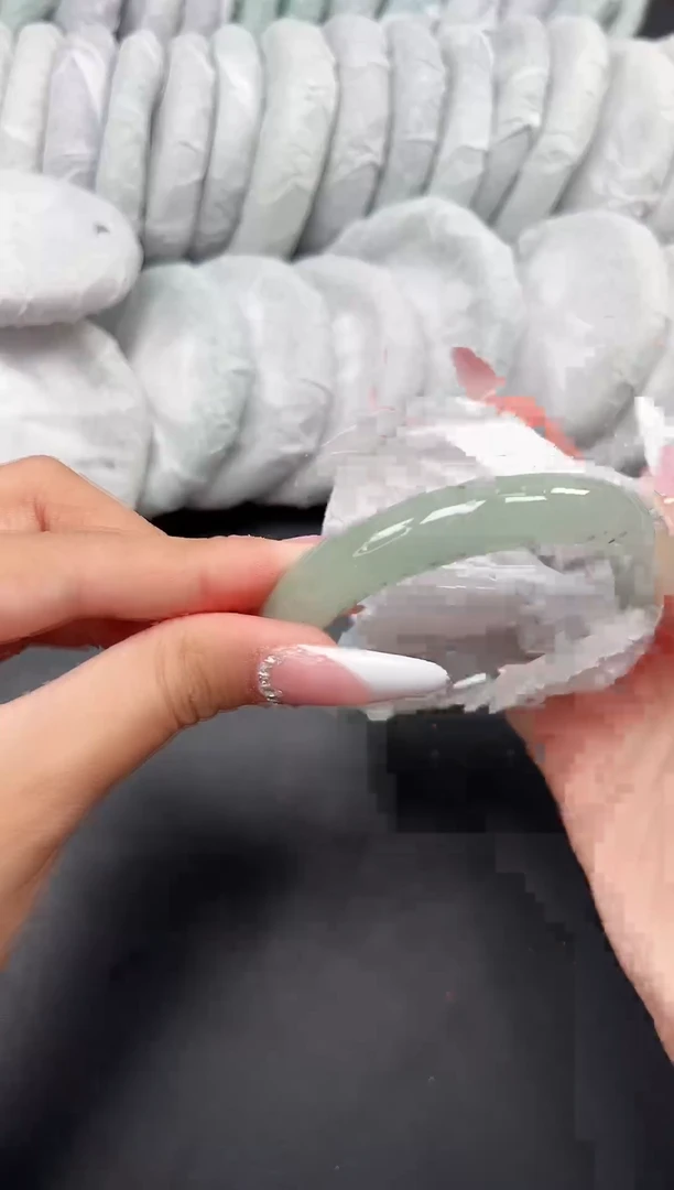 精品手镯，一物一拍P-011