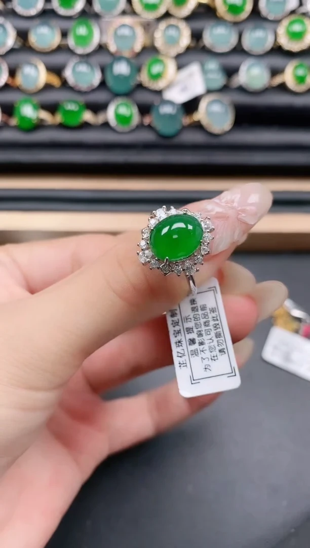 翡翠戒指银S925镶嵌111