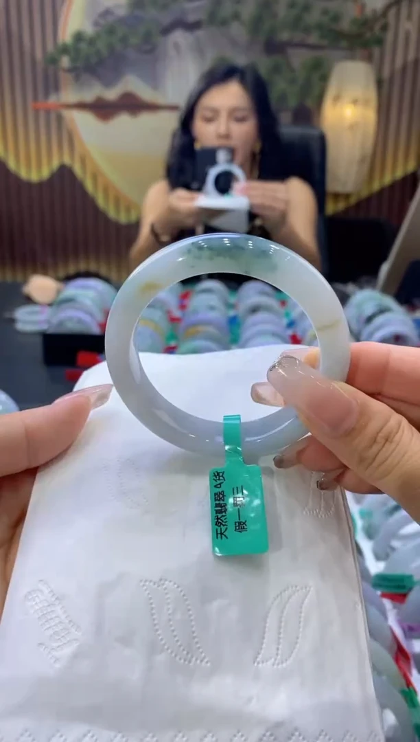 翡翠手镯未镶嵌00005398